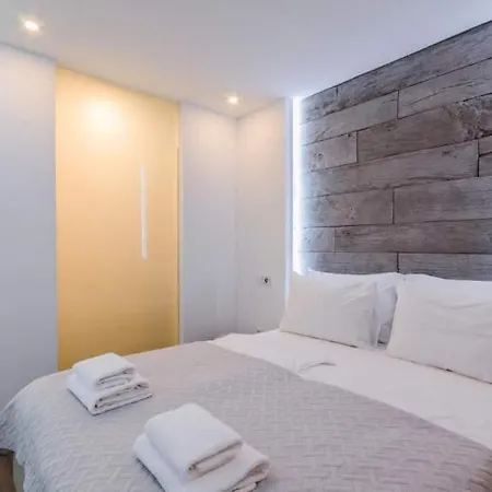 Palace Paulina C Novi Vinodolski