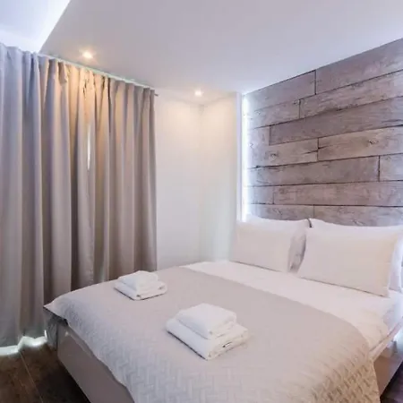 Palace Paulina C Apartamento