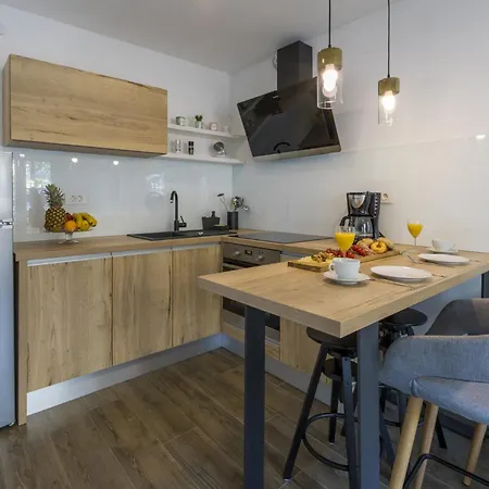 Palace Paulina C Apartament Novi Vinodolski