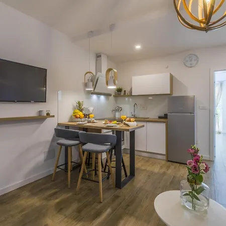 Palace Paulina C Apartamento Novi Vinodolski